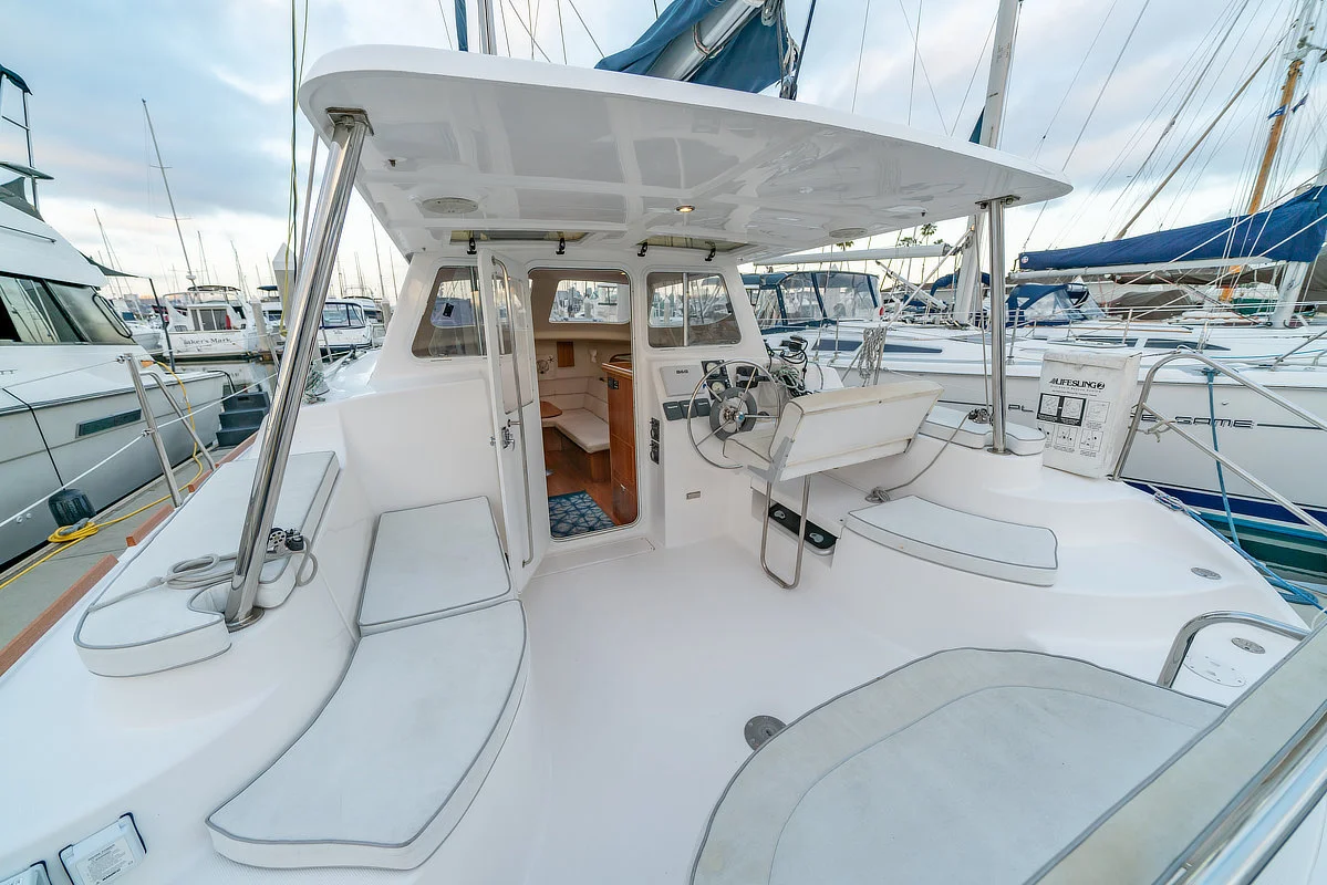 Gemini Legacy 35 at San Diego - cockpit