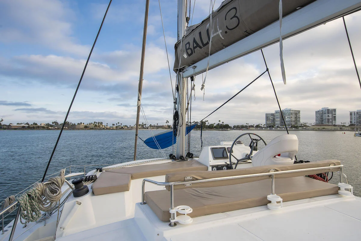 Gigspace (Bali 4.3) at Marina del Rey - flybridge